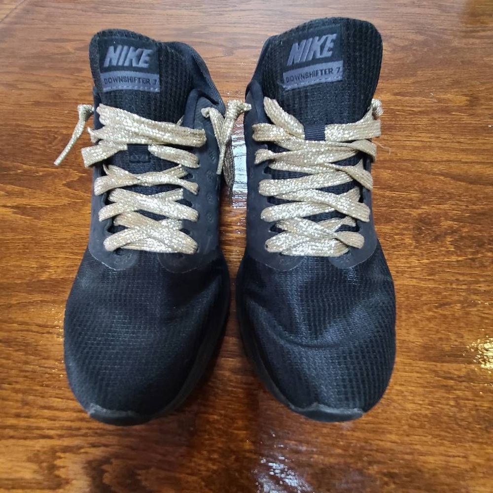 Nike downshifter black 8.5 - Picture 1 of 10